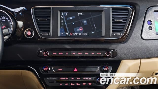 Kia The / новый New Carnival Special, 2020 15