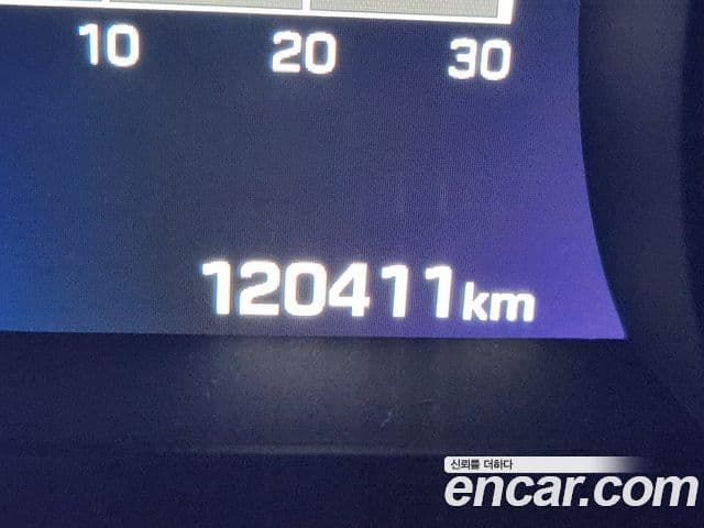 Hyundai Aslan Modern, 2015 8