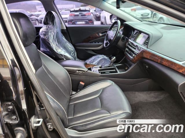 Hyundai Aslan Modern, 2015 10