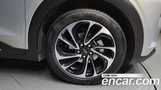 Chevrolet(GM대우) 볼트 EUV Premier, 2022 все фото