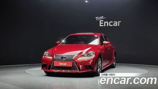 Lexus New IS200t F-Sport, 2016 3