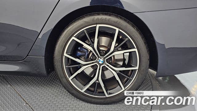 BMW 5시리즈 (G30) 530i M Sport, 2023 все фото