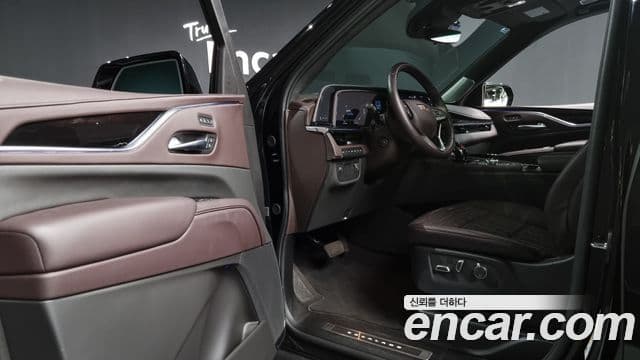 Cadillac Escalade 5세대 Premium Luxury Platinum, 2024 10
