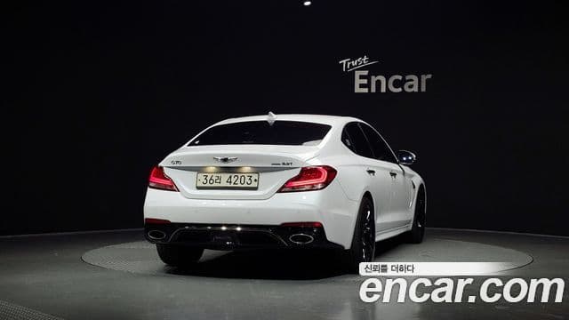 Genesis G70 Supreme, 2018 4