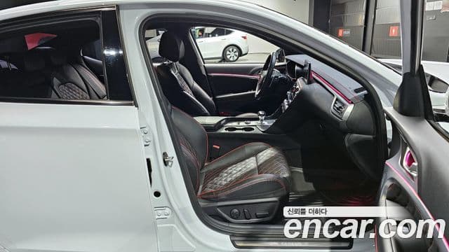 Genesis G70 Supreme, 2018 10