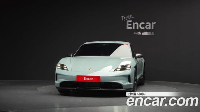 Porsche 타이칸 4S, 2025 3