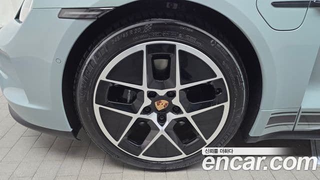 Porsche 타이칸 4S, 2025 все фото