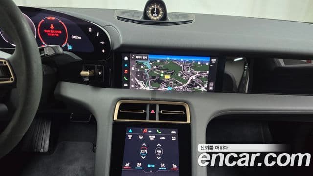 Porsche 타이칸 4S, 2025 14