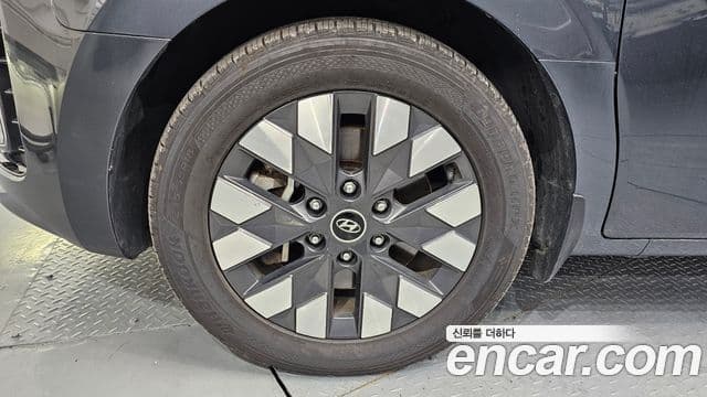 Hyundai Staria Inspiration, 2023 все фото