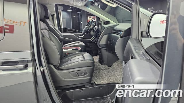 Hyundai Staria Inspiration, 2023 11