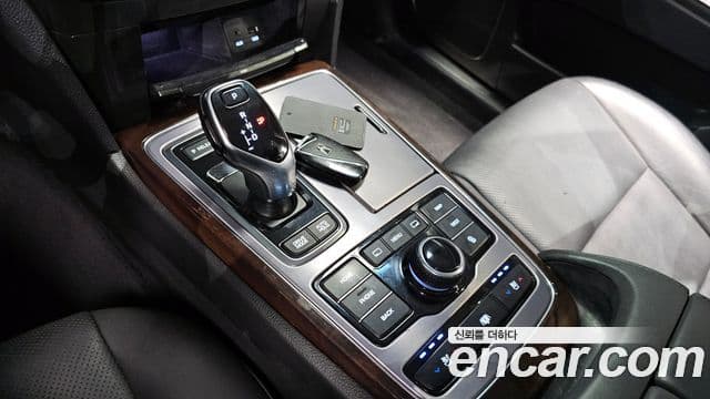 Hyundai Equus(новый кузов / новое поколение) Premium, 2015 9