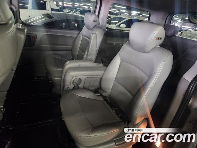 Hyundai Grand Starex Smart, 2018 17
