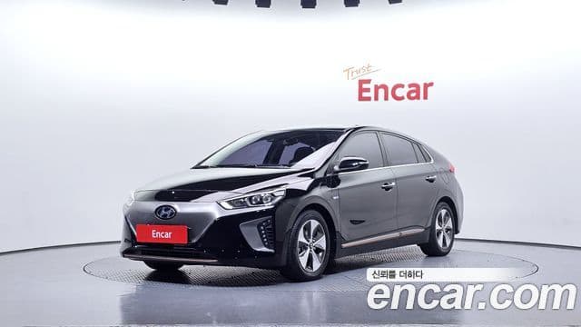 Hyundai Ioniq Электрический (Electric), 2017 1