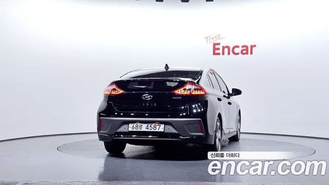 Hyundai Ioniq Электрический (Electric), 2017 4