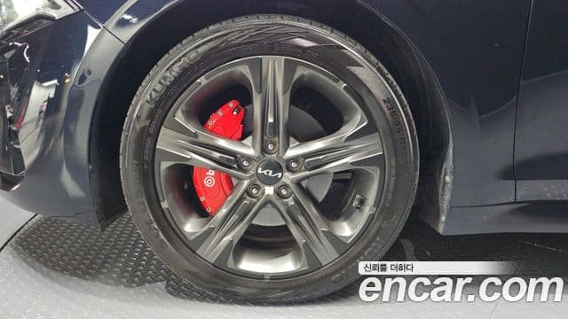 Kia K5 гибрид 3세대 Signature, 2022 все фото