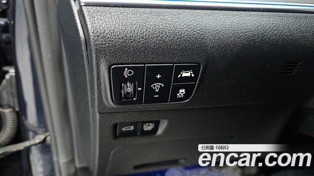 Kia K5 гибрид 3세대 Signature, 2022 14