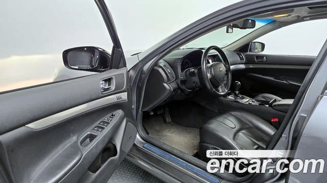 Infiniti G37 V36, 2010 11