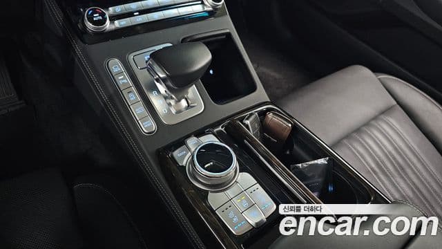 Genesis G90 Luxury, 2020 9