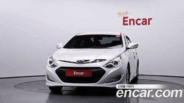 Hyundai Sonata гибрид Premium, 2014 3