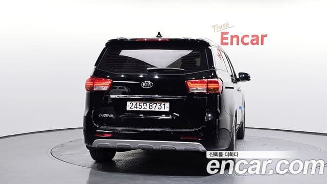 Kia All New Carnival Prestige, 2016 4