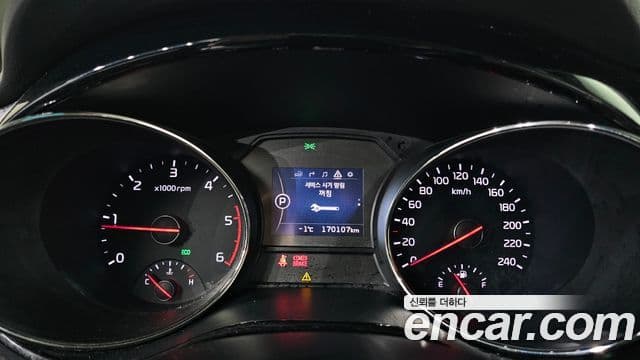 Kia All New Carnival Prestige, 2016 8
