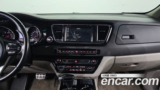 Kia All New Carnival Prestige, 2016 15