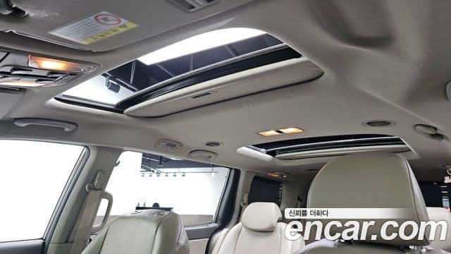 Kia All New Carnival Prestige, 2016 17