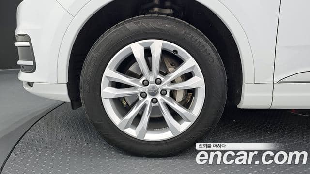 Audi Q7 (4M), 2019 все фото