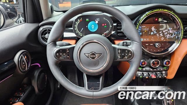 Mini Cooper S 3세대, 2024 13