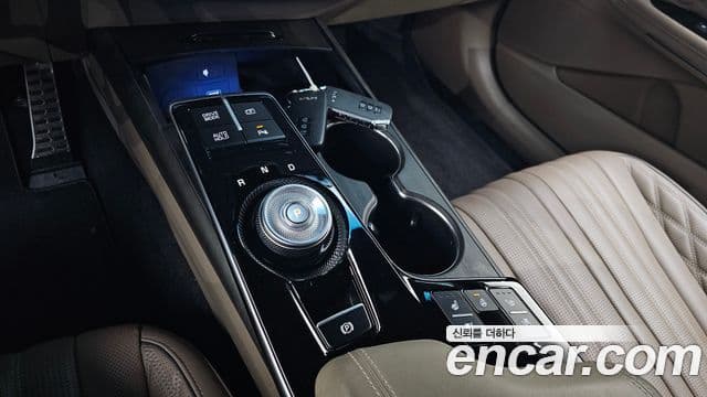 Kia K8 Signature, 2023 9