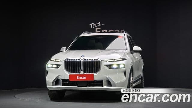BMW X7 (G07) xDrive 40d Design Pure Excellence 6인승, 2023 3