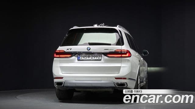 BMW X7 (G07) xDrive 40d Design Pure Excellence 6인승, 2023 4