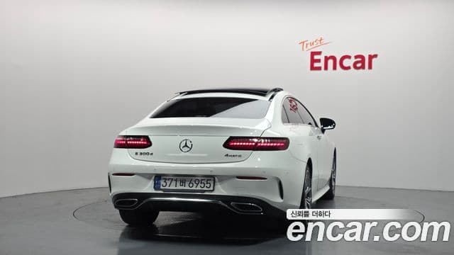 Mercedes-Benz E-класс W213 E300d 4MATIC купе, 2022 4