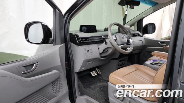 Hyundai Staria Inspiration, 2022 10
