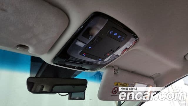 Hyundai Staria Inspiration, 2022 17