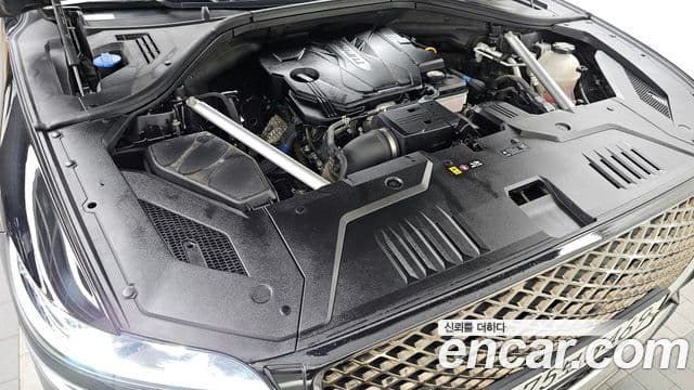 Genesis GV70, 2021 6