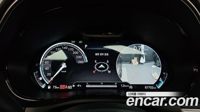 Genesis GV70, 2021 8