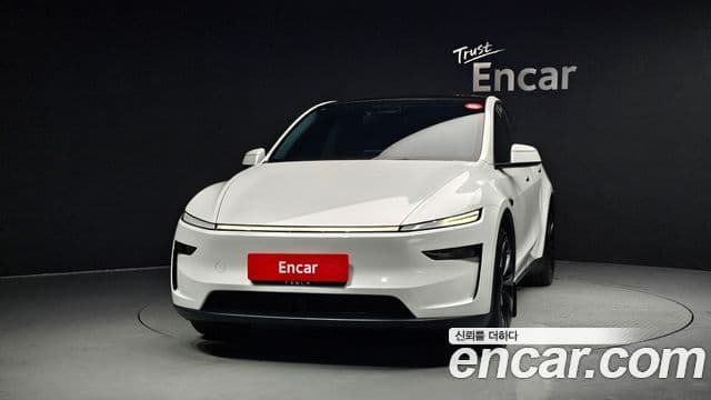 Tesla модель Y Long Range AWD, 2025 3