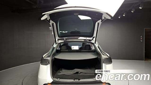 Tesla модель Y Long Range AWD, 2025 20