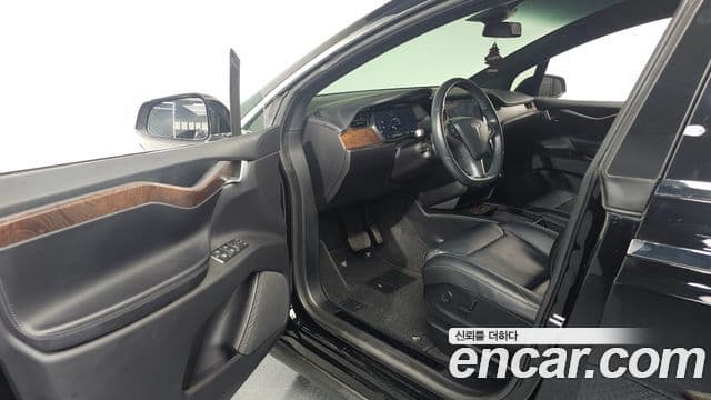 Tesla модель X, 2018 10