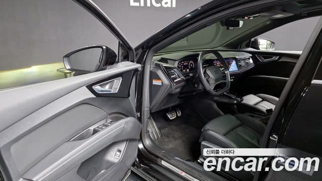 Audi Q4 e-Tron (F4) 40 Premium Sportback, 2022 10