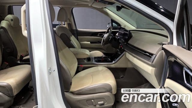 Kia Carnival 4세대 Signature, 2021 11