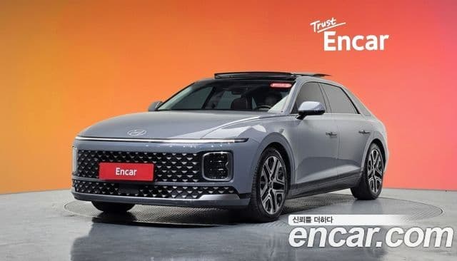 Hyundai Grandeur (GN7) Premium, 2024 1