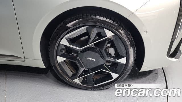 Kia The / новый New K8 Signature, 2025 все фото