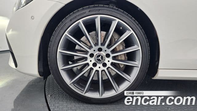 Mercedes-Benz E-класс W213 AMG Line, 2021 все фото