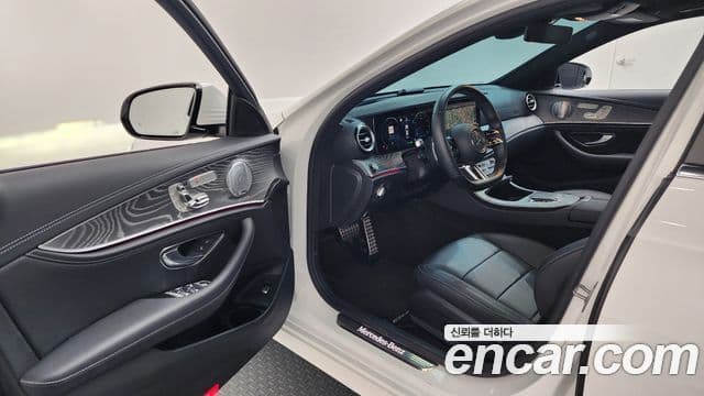 Mercedes-Benz E-класс W213 AMG Line, 2021 10