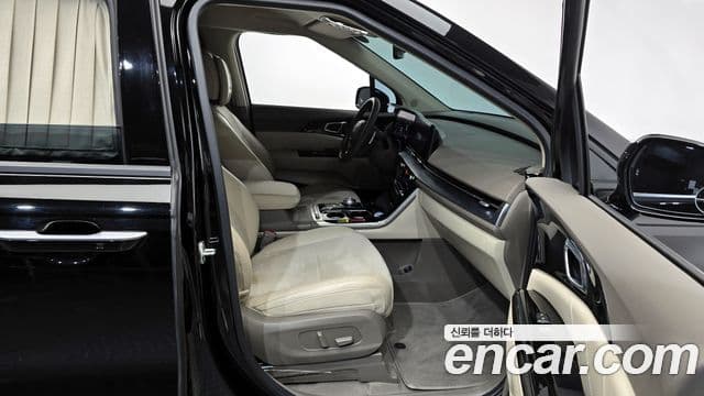 Kia Carnival 4세대 Signature, 2023 11