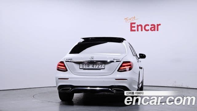 Mercedes-Benz E-класс W213 AMG Line, 2017 4