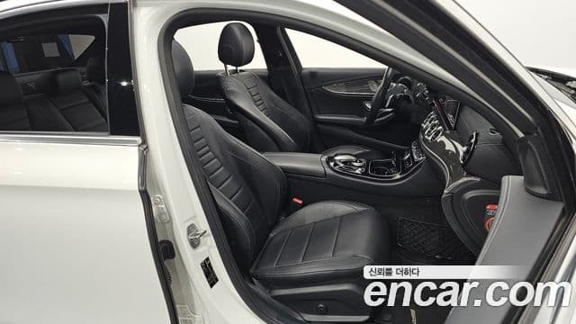 Mercedes-Benz E-класс W213 AMG Line, 2017 10