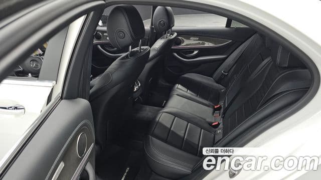 Mercedes-Benz E-класс W213 AMG Line, 2017 12